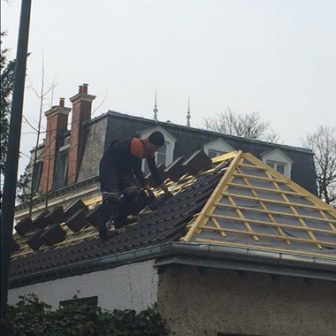 Couvreur à Rueil-Malmaison - Owen Couverture dans les Hauts de Seine (92)